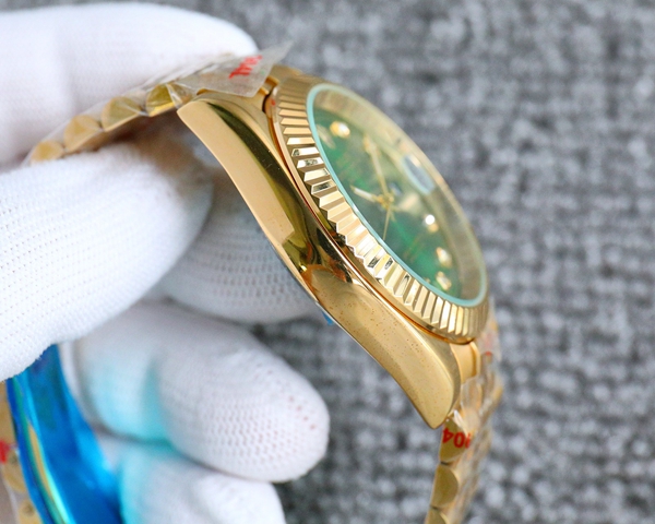 ブランド時計側面デザイン